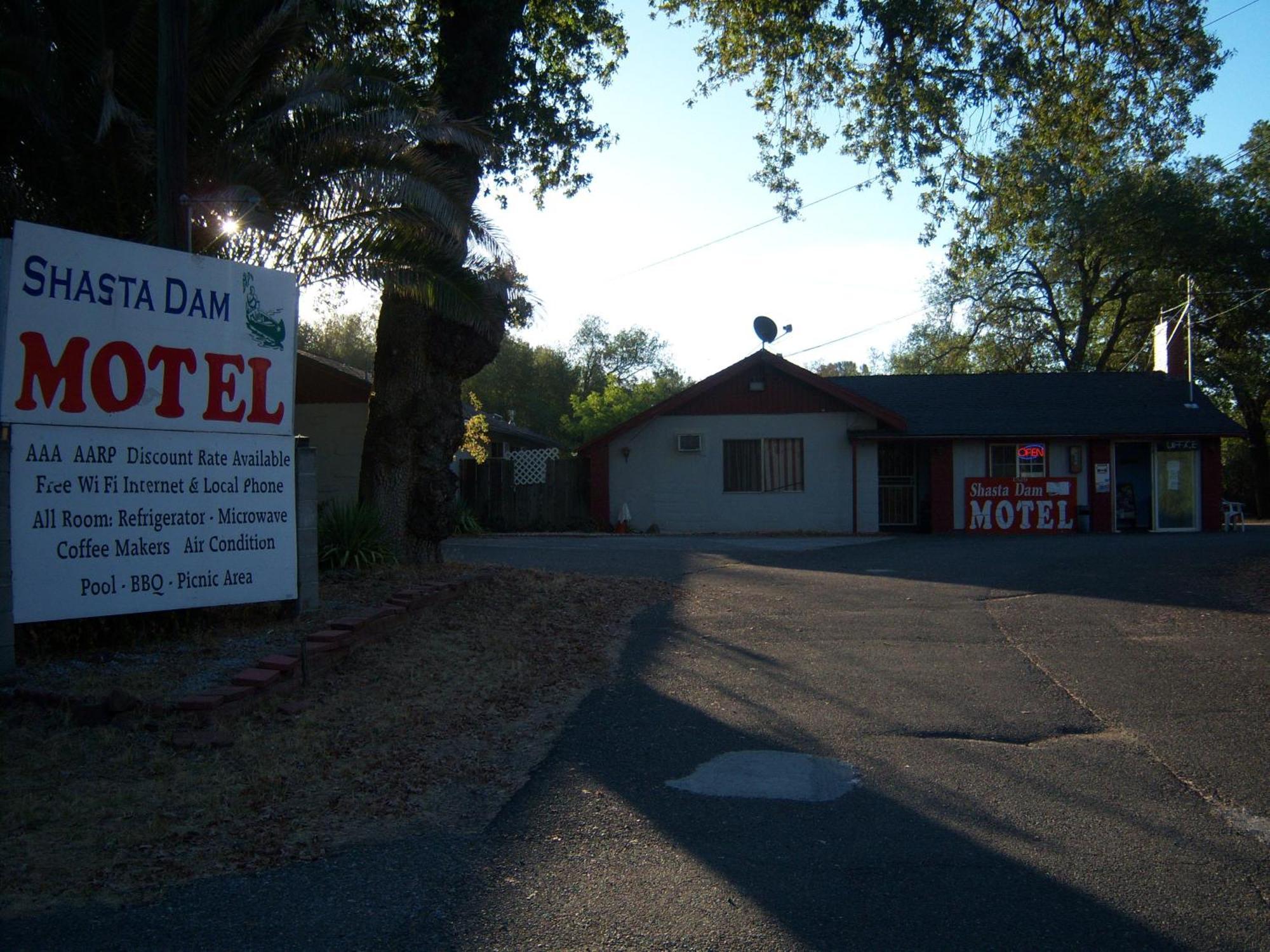 Shasta Dam Motel Шаста Лейк Екстер'єр фото