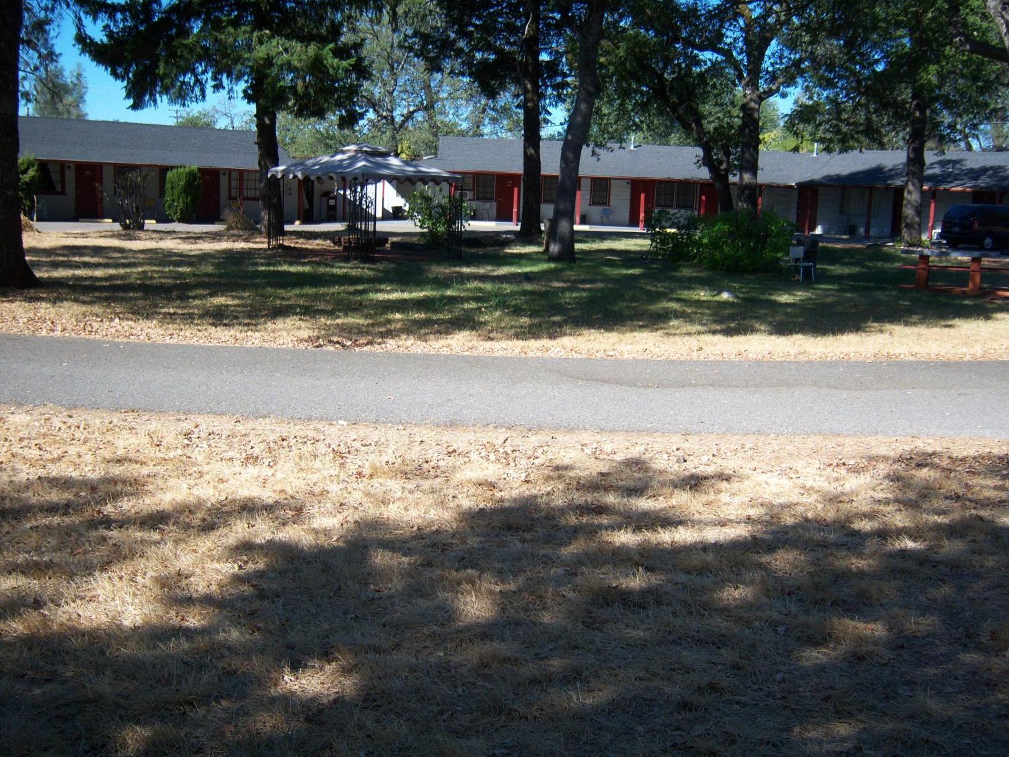 Shasta Dam Motel Шаста Лейк Екстер'єр фото